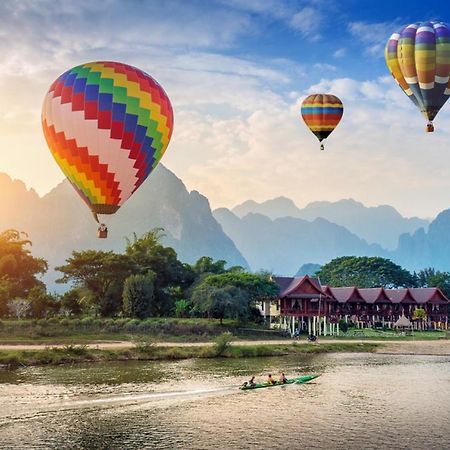 Vang Vieng Camellia Hotel Екстериор снимка