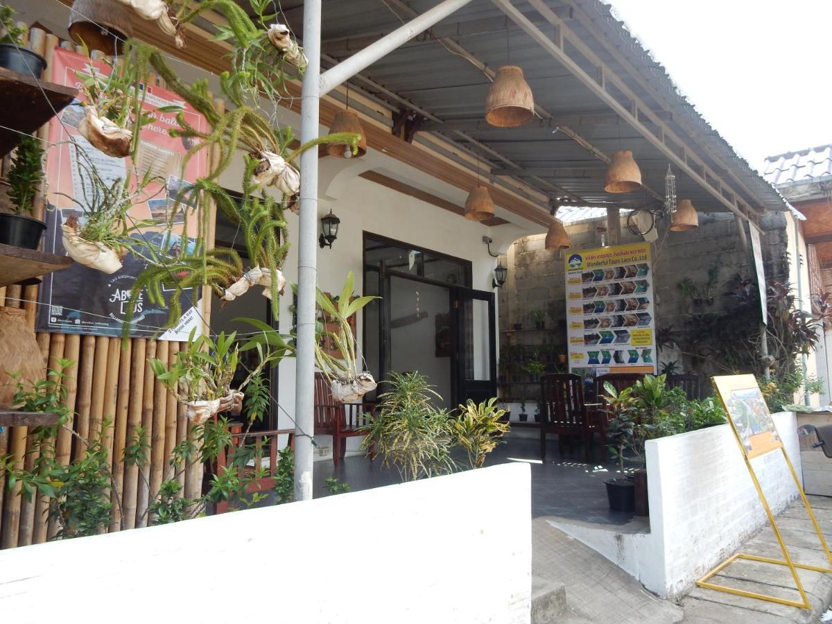 Vang Vieng Camellia Hotel Екстериор снимка